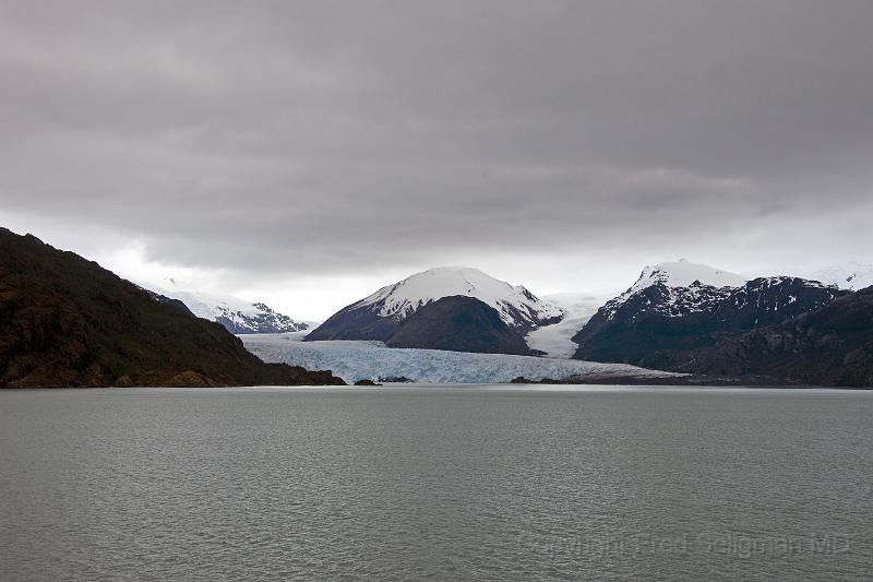 20071215 141217D2X c4200x2800.jpg - Cruising Chilean Fjords